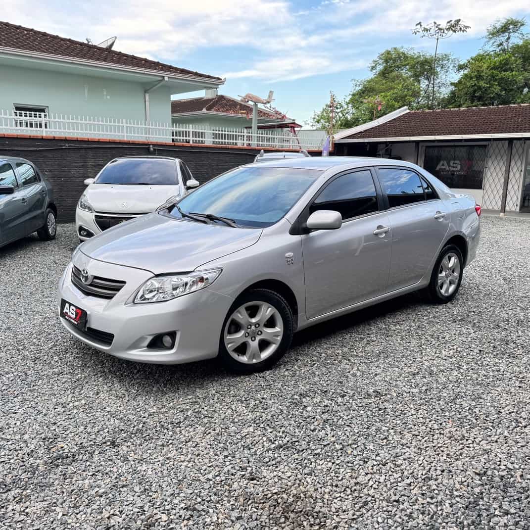 Toyota Corolla GLI 1.8 Flex Aut. 2011