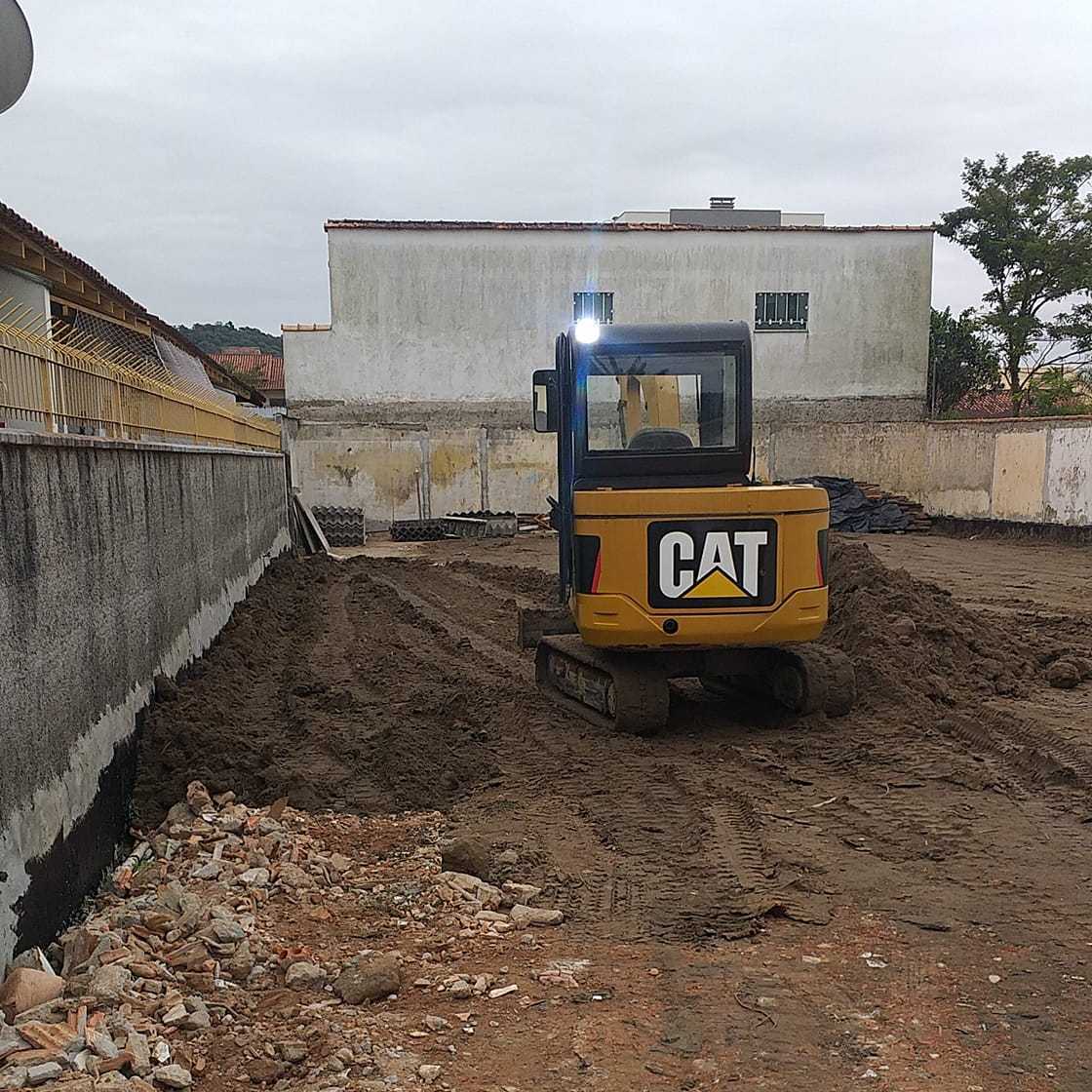 Locação de Mini Escavadeiras