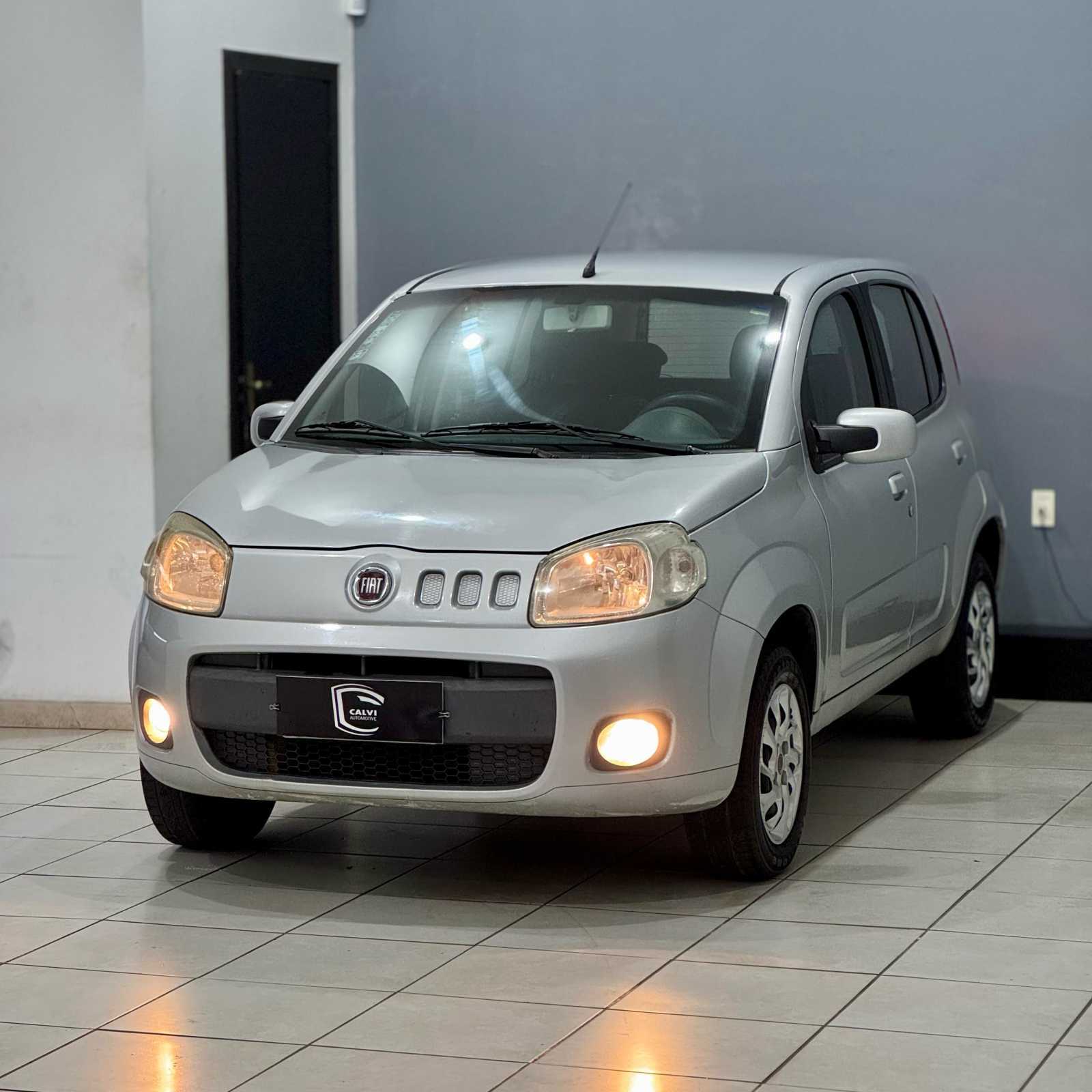 Fiat Uno Vivace Celeb. 1.0 Evo F.Flex 8v 5p 2013