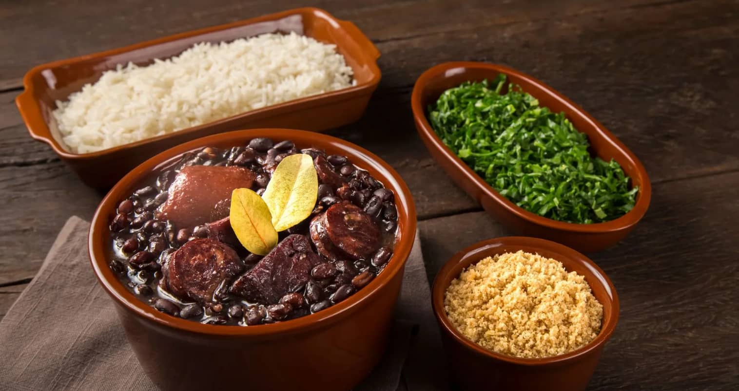 Mais que Feijoada: Conheça 4 Benefícios do DELICIOSO Feijão Preto